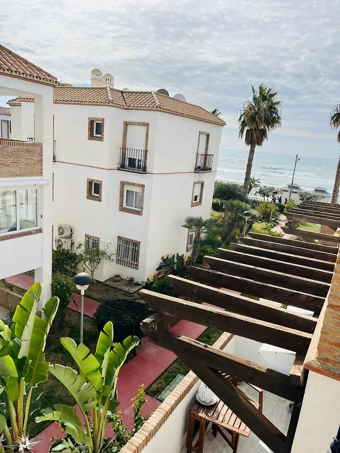 Apartamento Duplex Ático, primera línea de playa Torrox