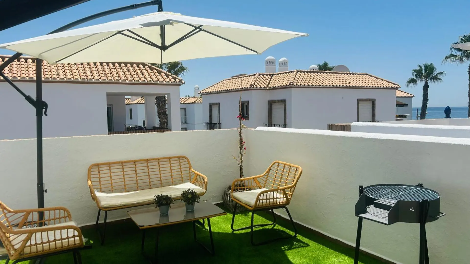 Casa Pandora Apartamento Duplex Atico, Primera Linea De Playa Torrox Spain